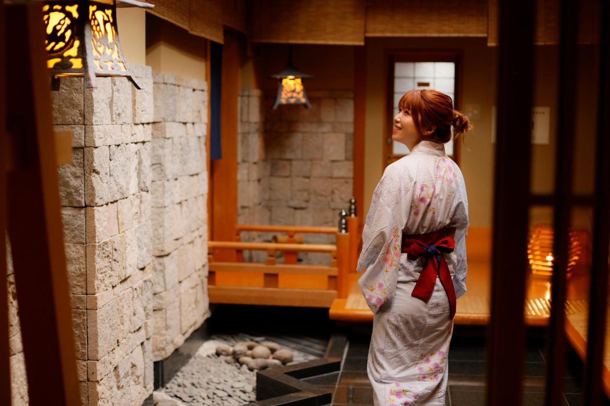 Ryokan Asukasou At The Entrancne Of Nara Park Eksteriør bilde